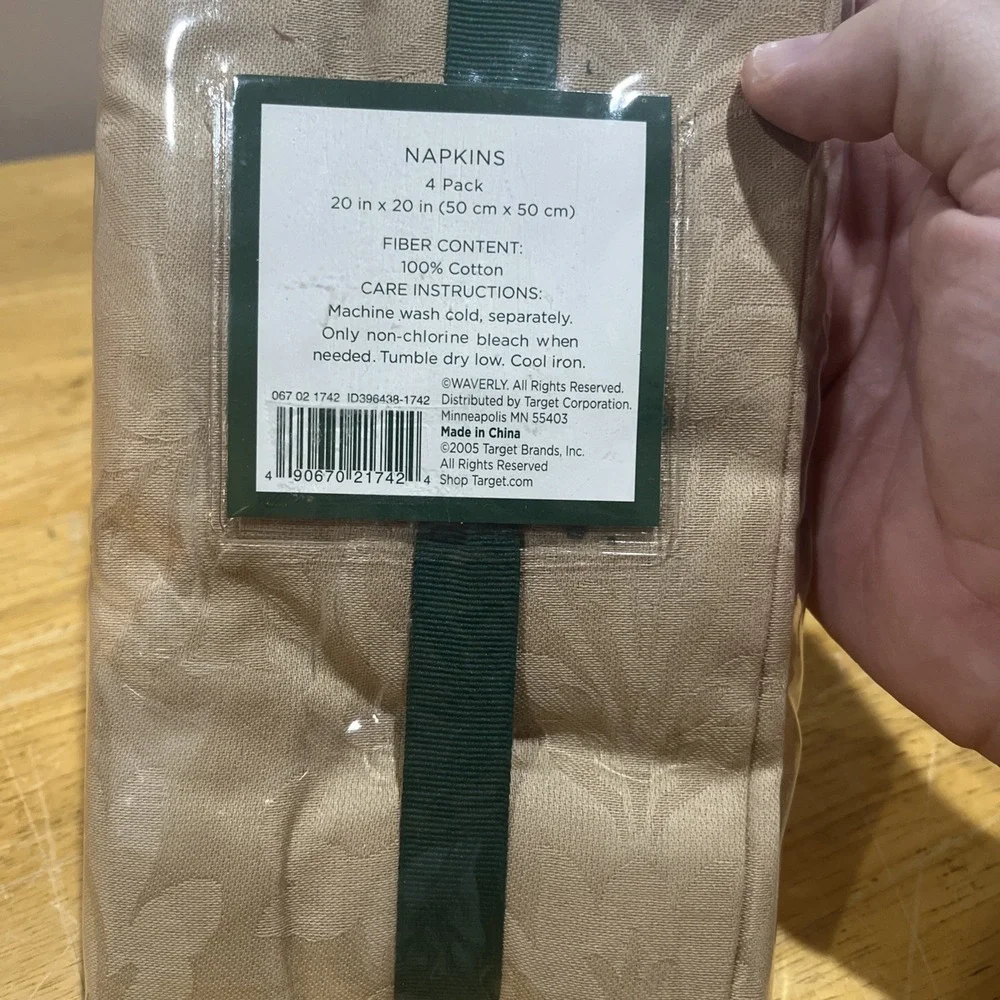 Waverly Home Cotton Table Napkins Four Sealed 20
